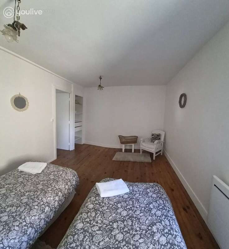 maison en pierres avec petit jardin - photo 11