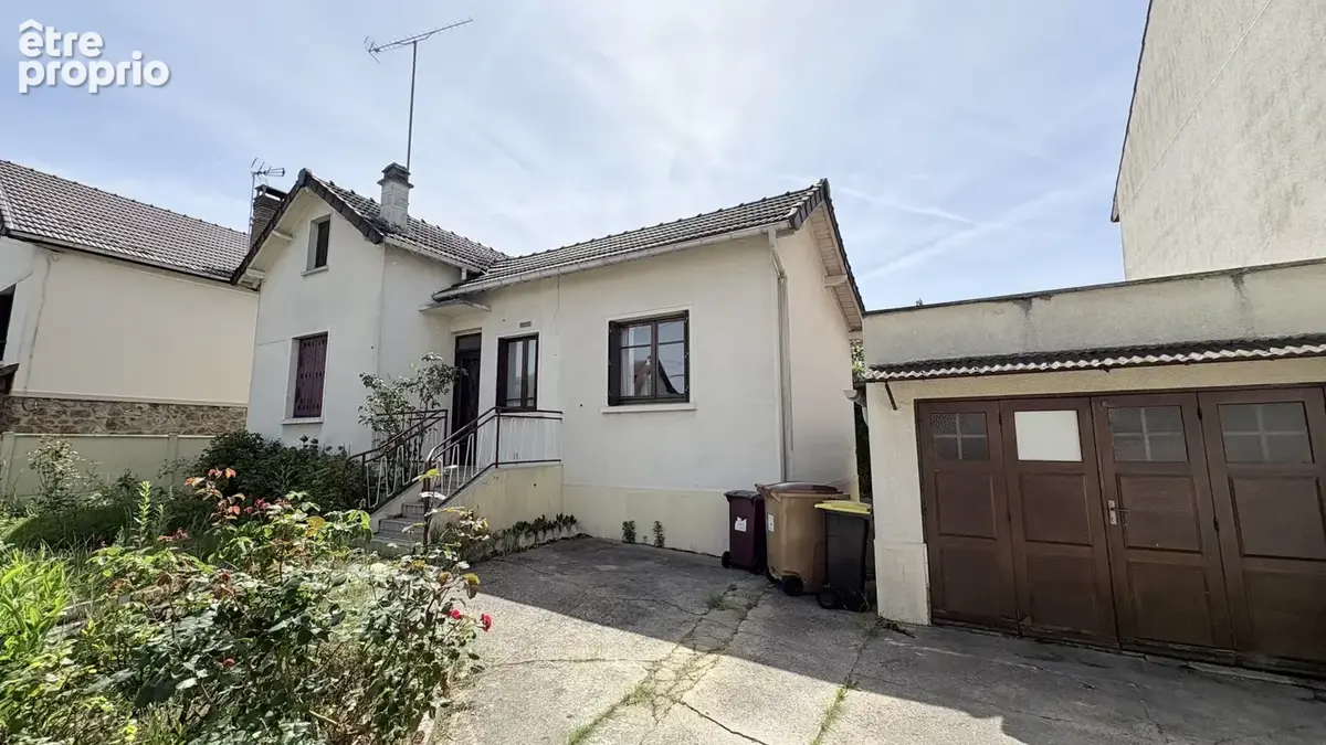 Maison à VAUJOURS
