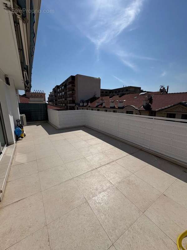 Appartement à NICE