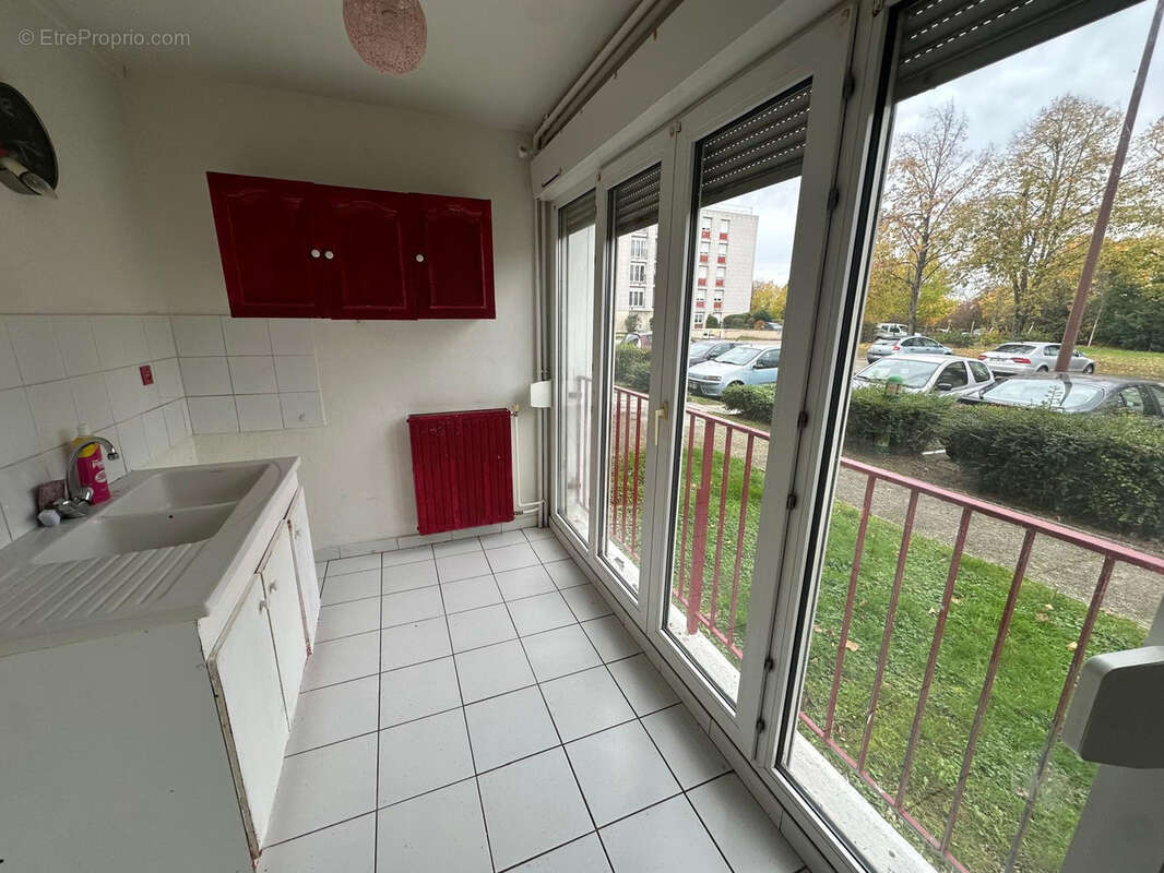 Appartement à LA CHAPELLE-SAINT-LUC