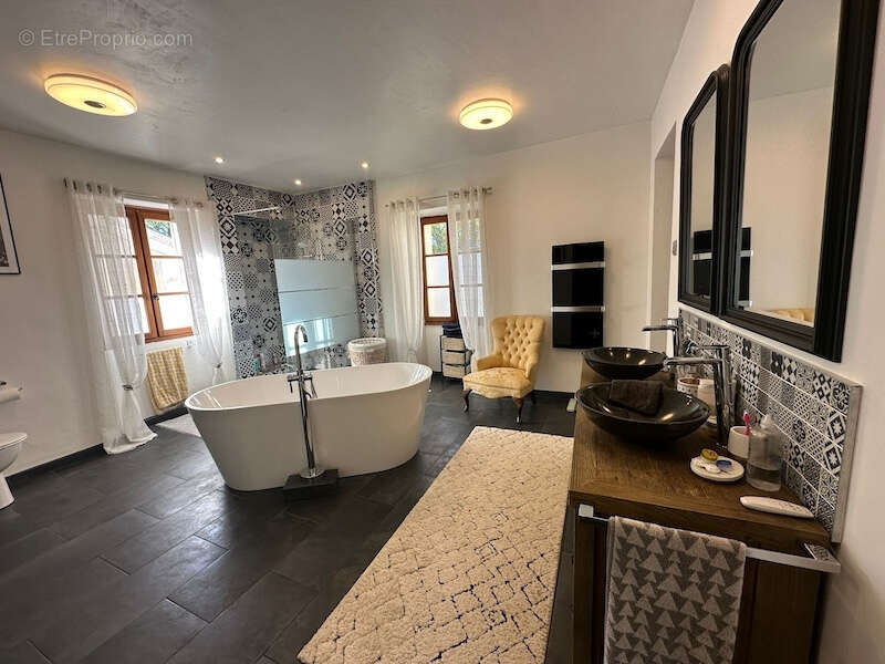 Maison à SAINT-PAUL-LIZONNE