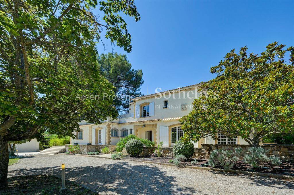 Maison à AIX-EN-PROVENCE