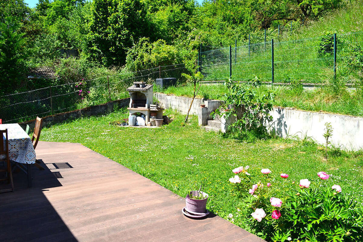 Maison à NEUVES-MAISONS