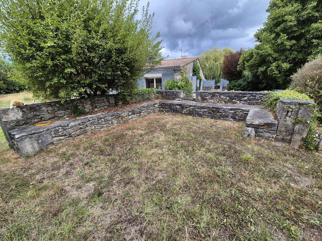 Maison à LISTRAC-DE-DUREZE