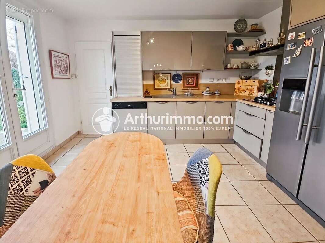 Maison à SAINT-PIERRE-DU-PERRAY