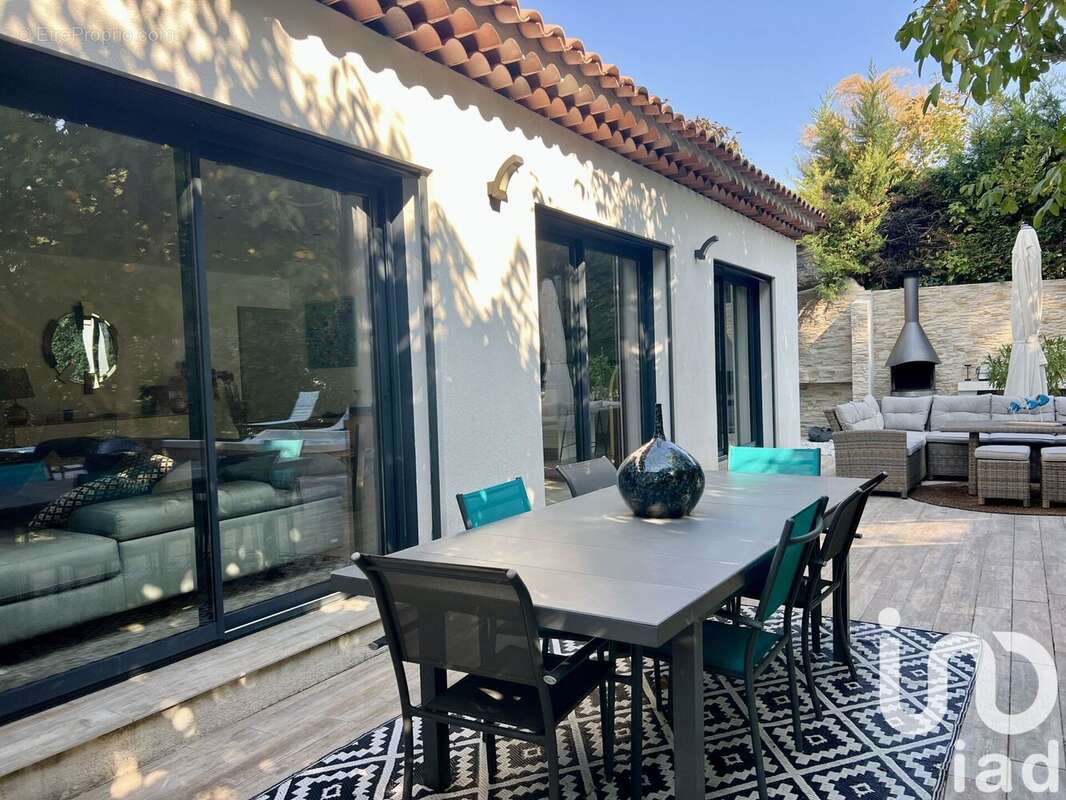 Photo 2 - Maison à SAINT-ZACHARIE