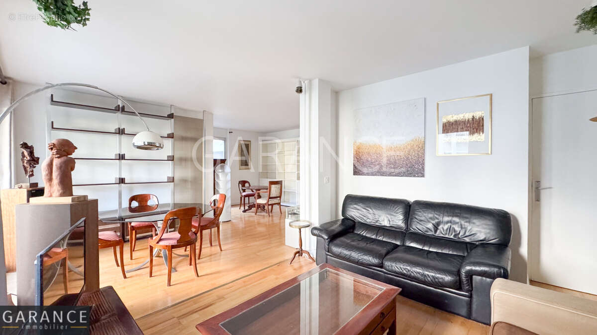 Appartement à PARIS-12E