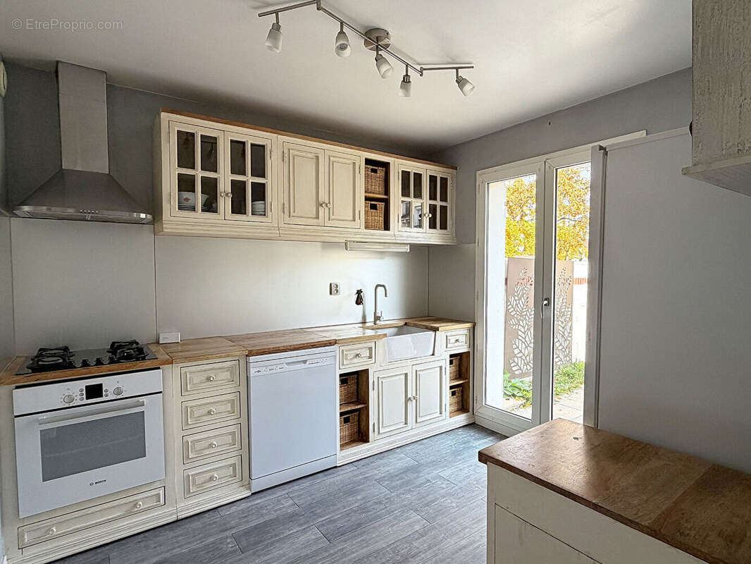 Maison à MONTIGNY-LE-BRETONNEUX