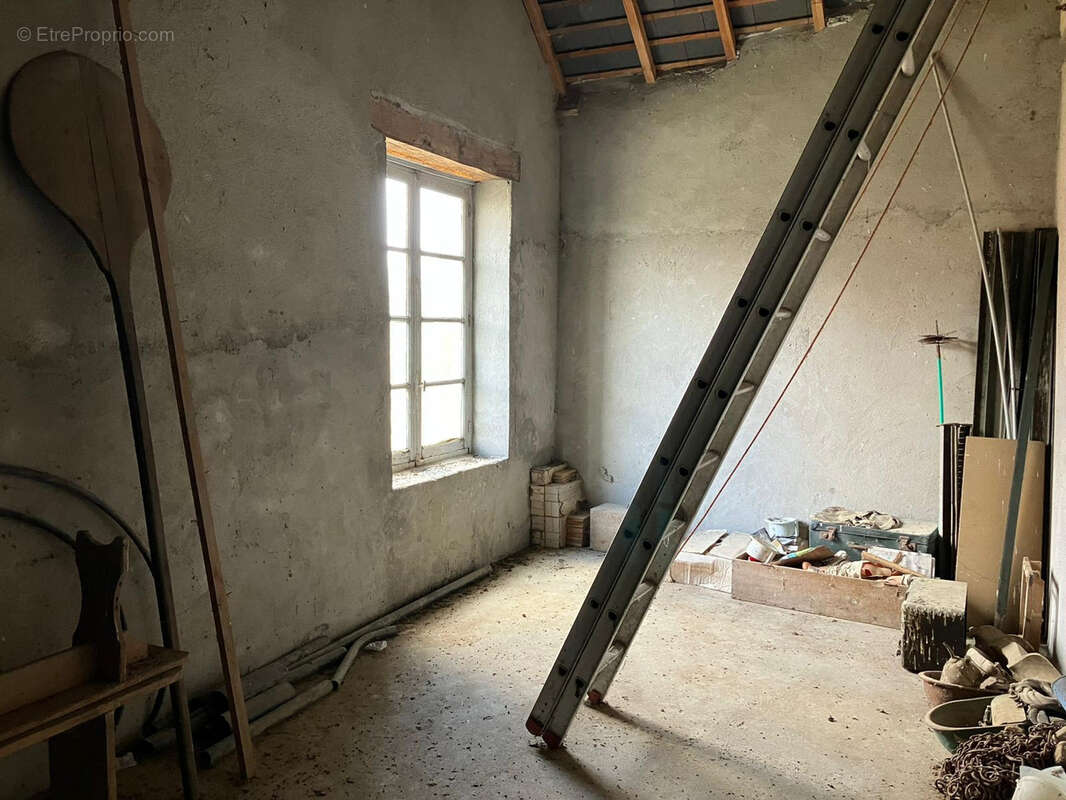 Maison à SAINT-MARCEL-EN-MARCILLAT