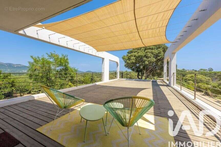 Photo 2 - Maison à PORTO-VECCHIO