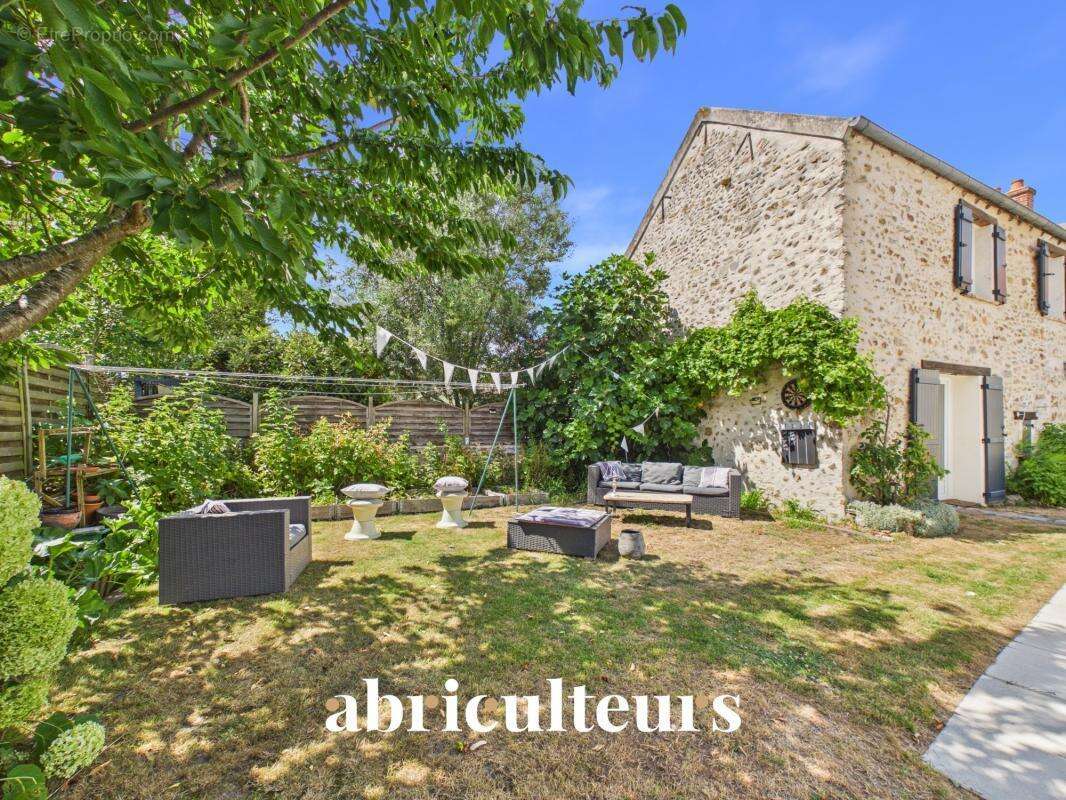 Maison de charme bucolique rénovée de 250m² à Vert le Grand (91810) - photo 21