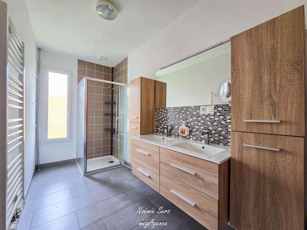 Maison à SAINT-LEGER-SOUS-CHOLET