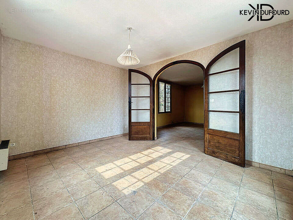 Maison à SAINT-LAURENT-SOUS-COIRON