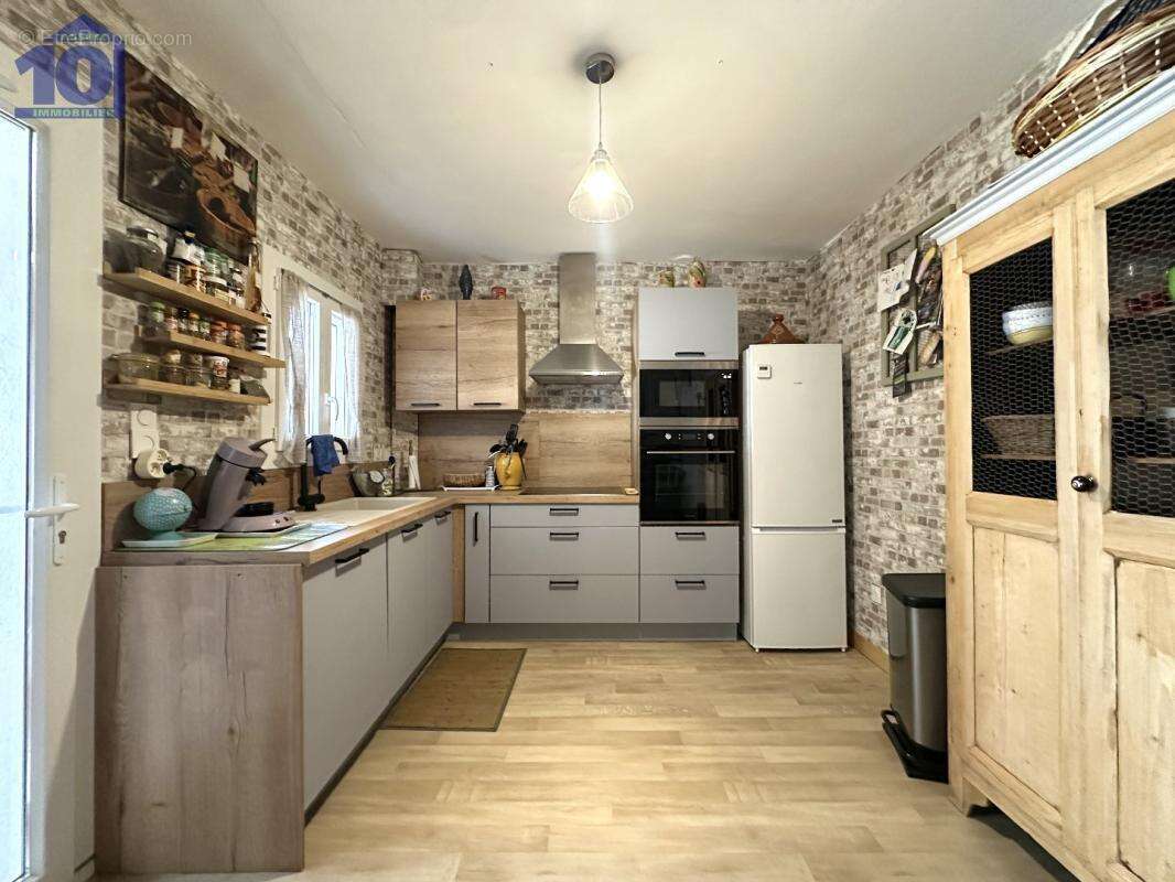 Maison 70 m² à Vendres  - photo 4