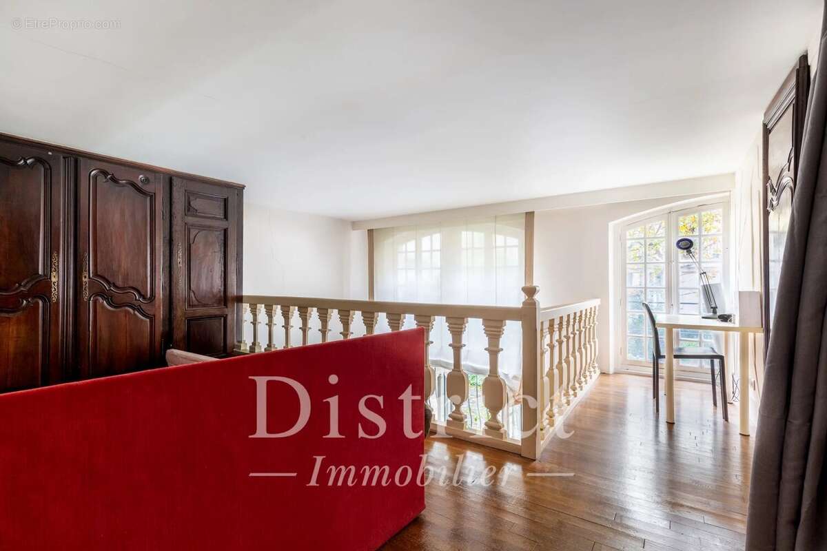 Appartement à PARIS-4E