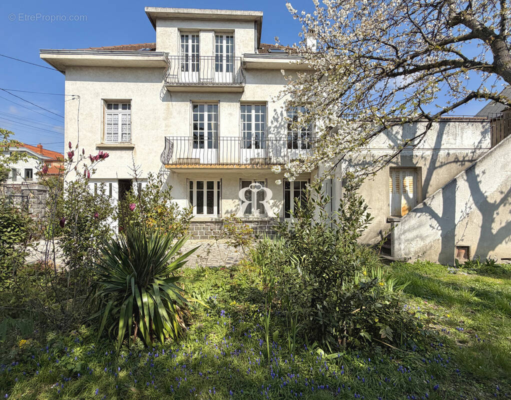 Maison à CLERMONT-FERRAND