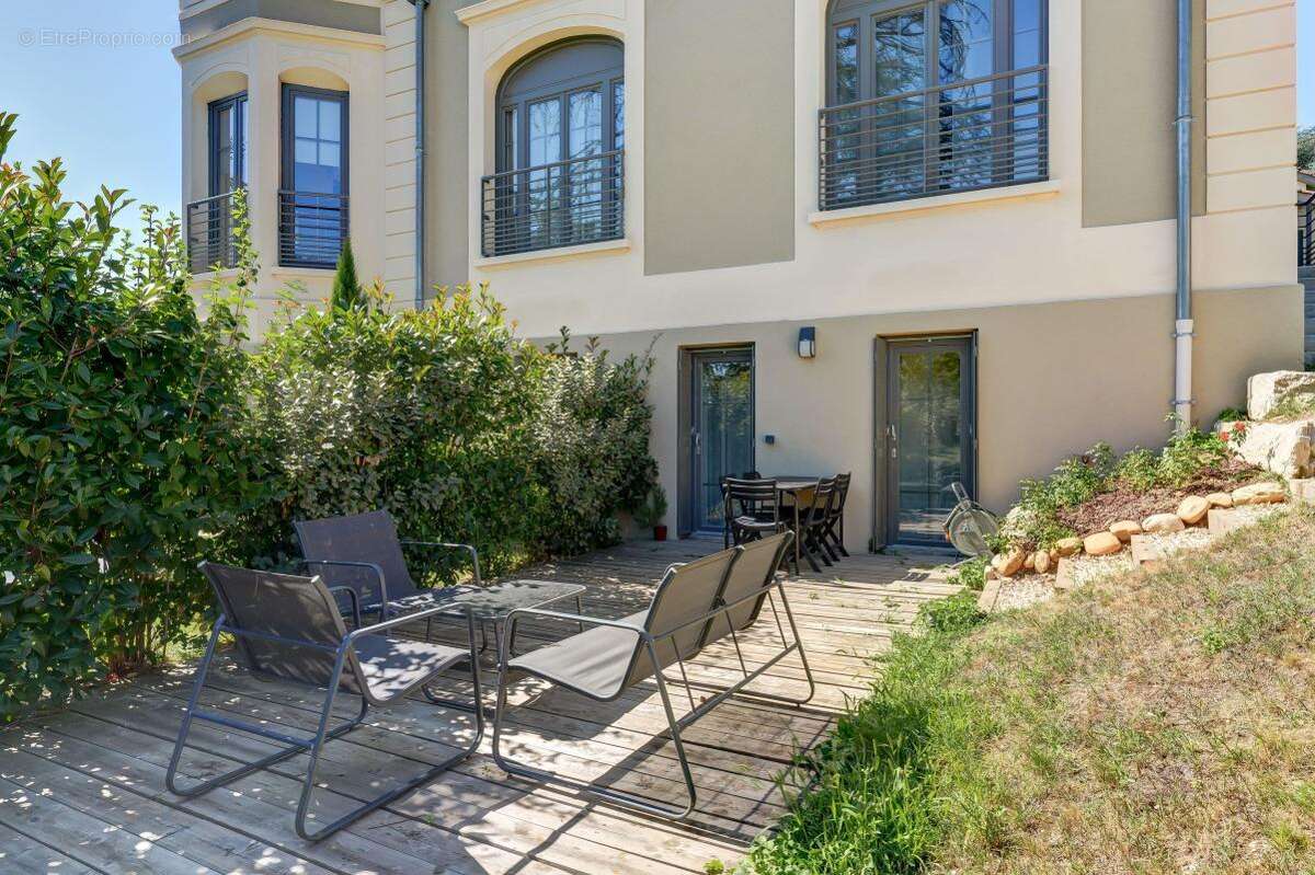 Appartement à CALUIRE-ET-CUIRE