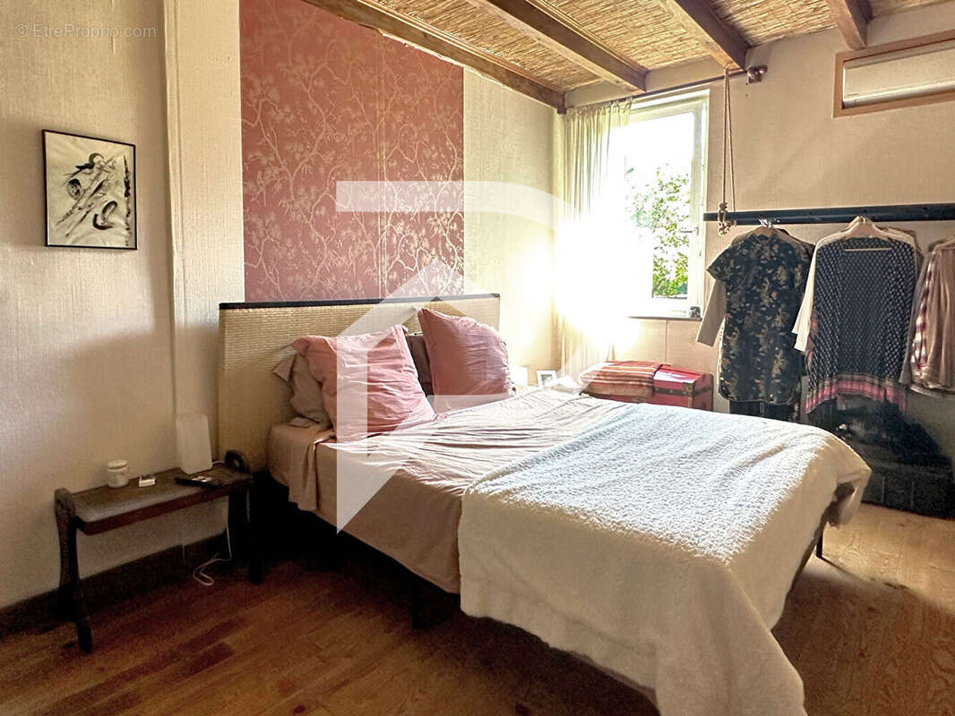 Maison à BEAURONNE