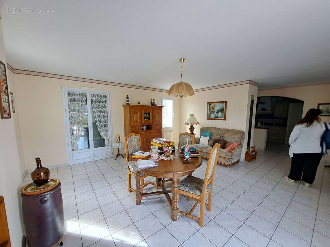 Maison à L&#039;AIGUILLON-SUR-VIE