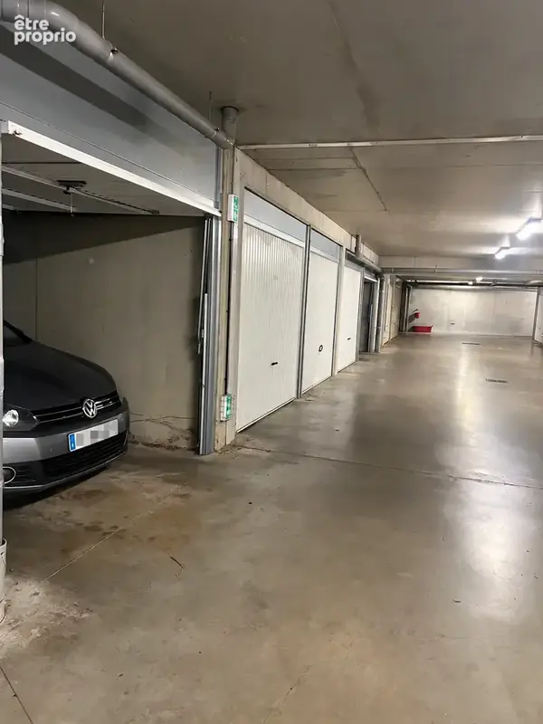 Photo Parking à Venissieux au prix de 19 000€