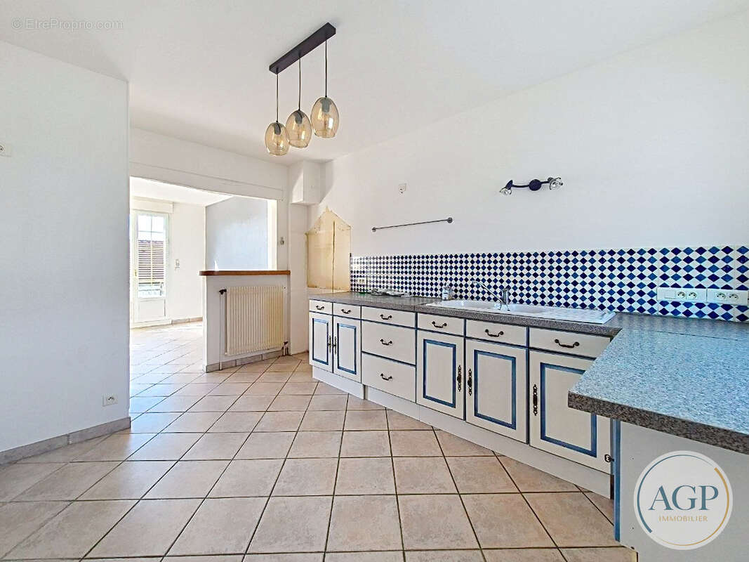 Maison 3 pièces, sur sous sol complet - photo 3