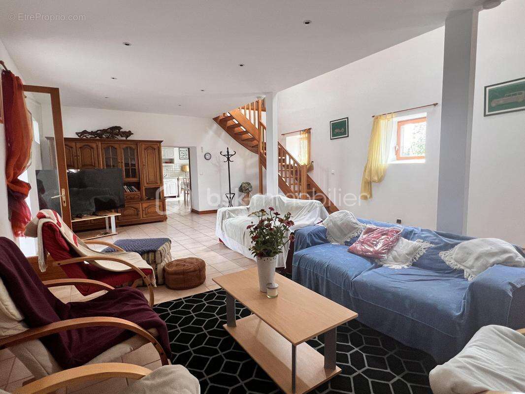 Maison à SAINT-COULITZ