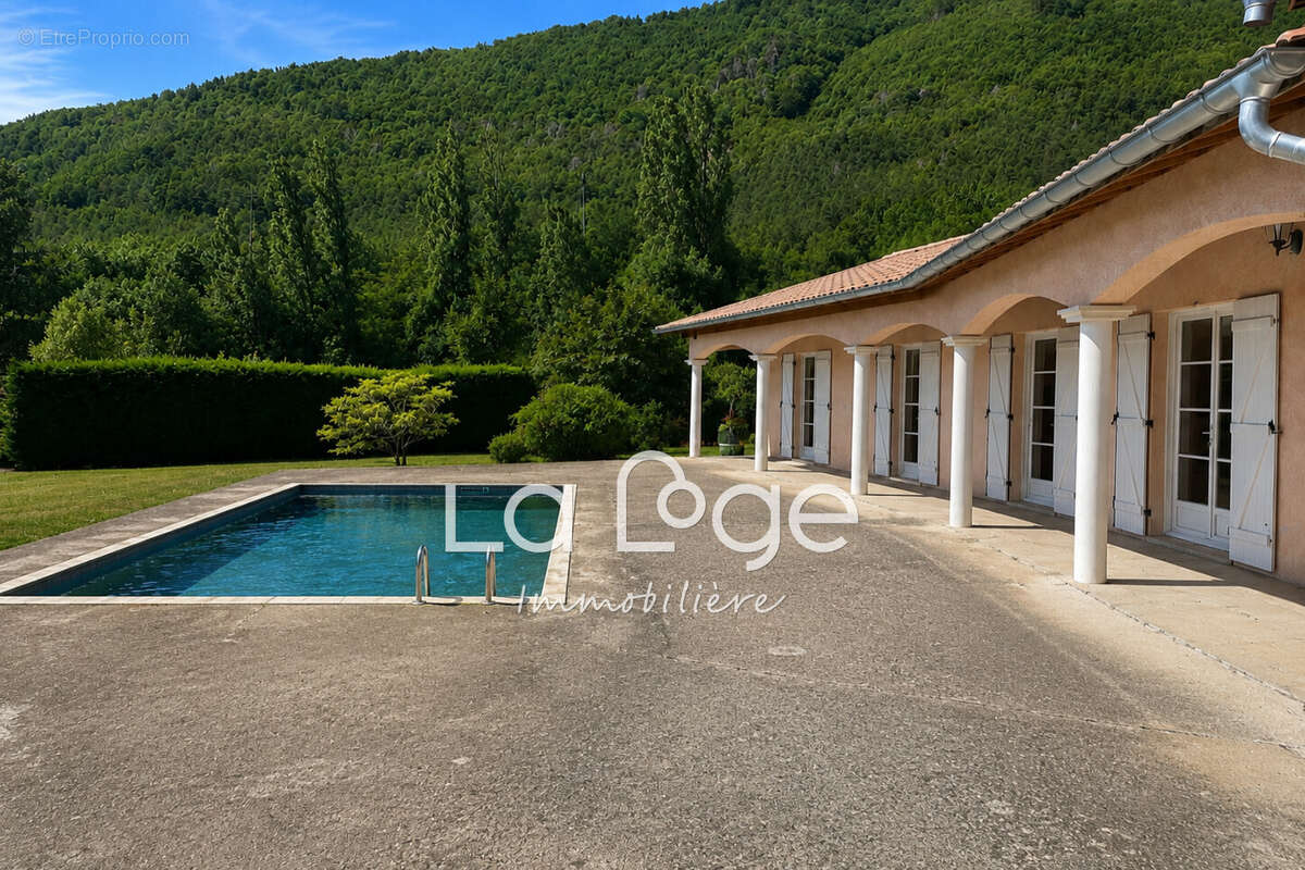 Maison 170 m² à Lardier-Et-Valenca  - photo 8