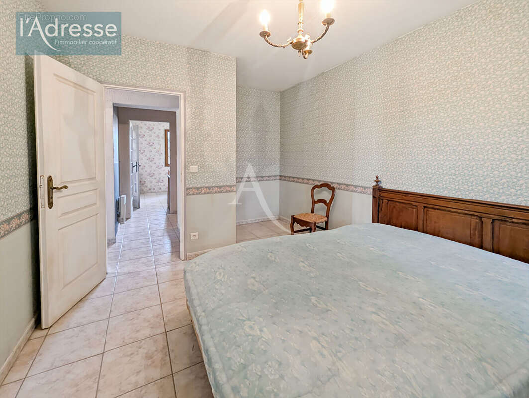 Maison à PUY-L&#039;EVEQUE