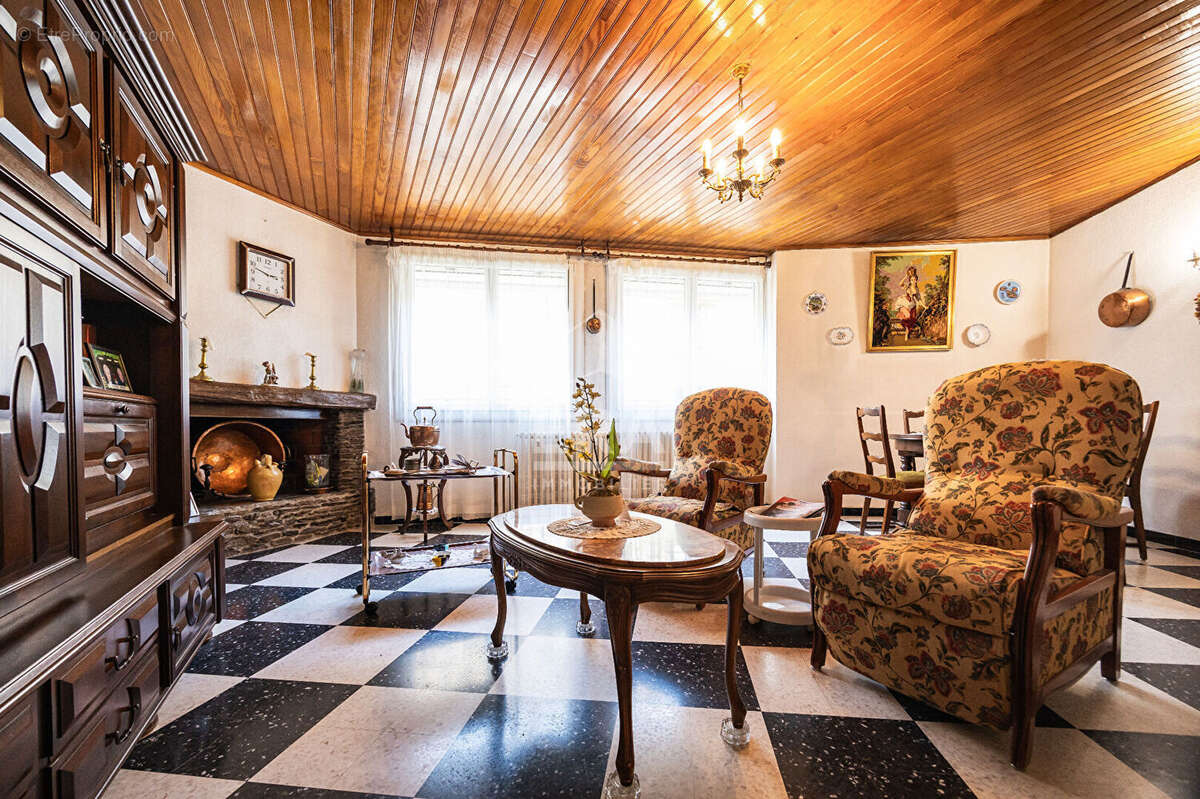 Maison à MILLAS