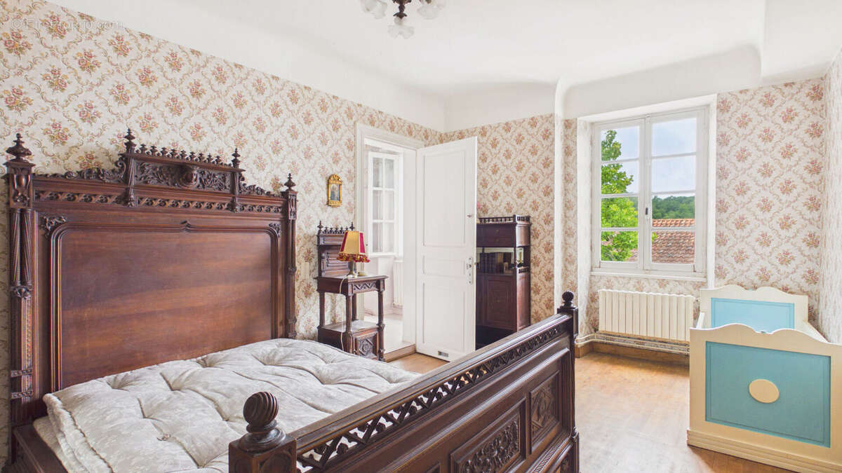 Maison à LA BASTIDE-CLAIRENCE