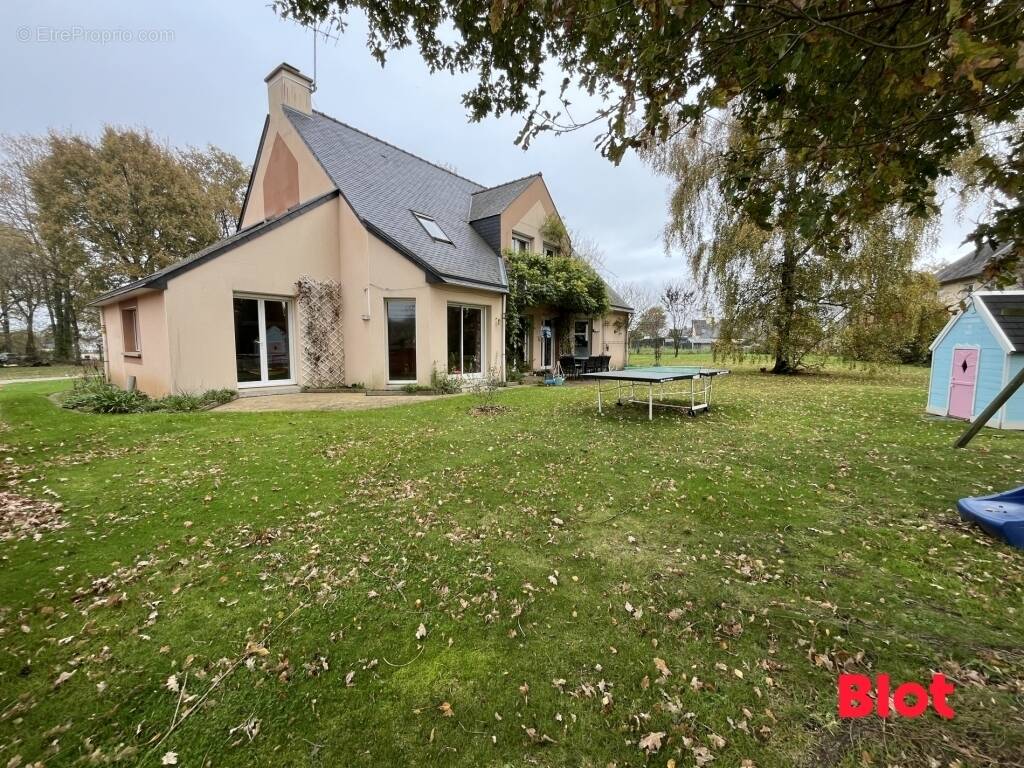 Maison à BREAL-SOUS-MONTFORT