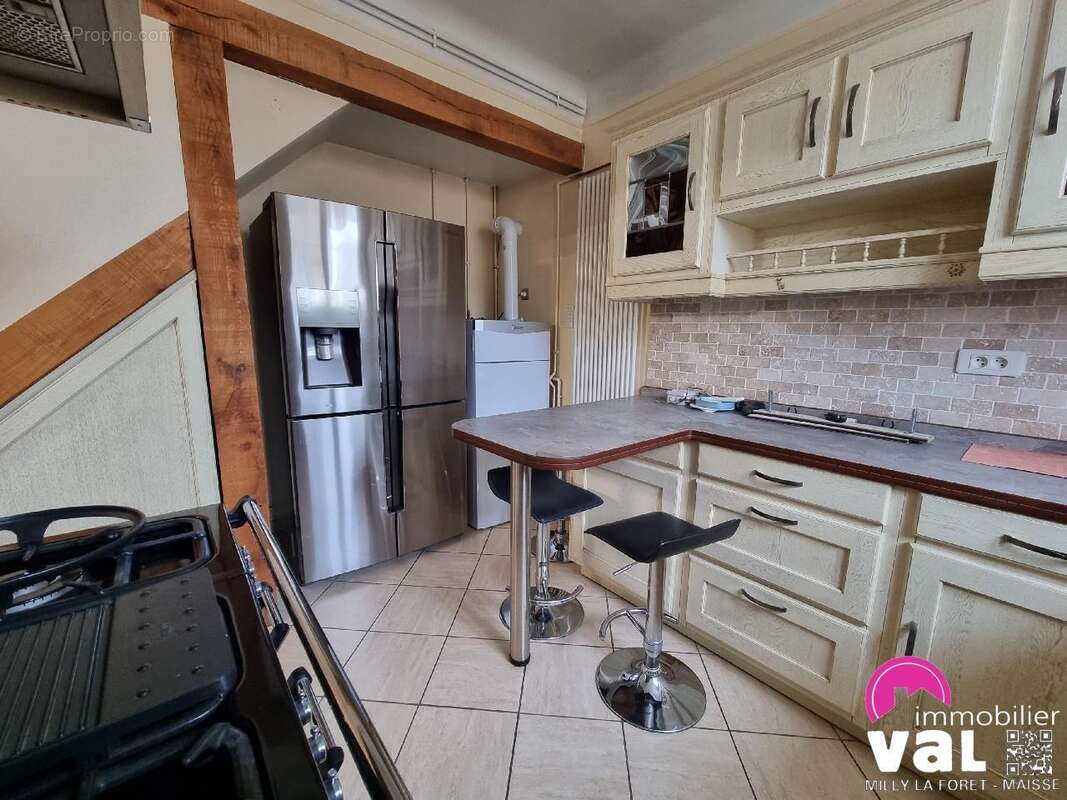 Maison à SAINT-FARGEAU-PONTHIERRY