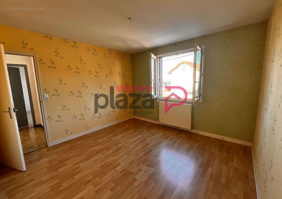 Maison à CHAMPAGNOLE