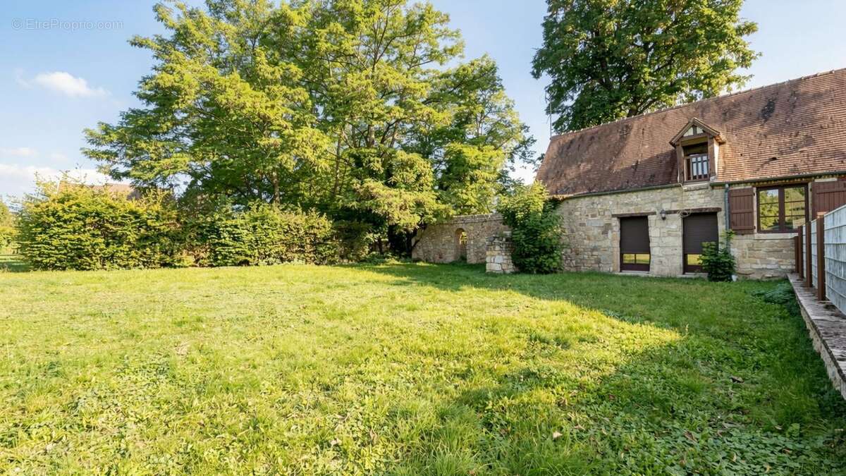 Maison à COMPIEGNE