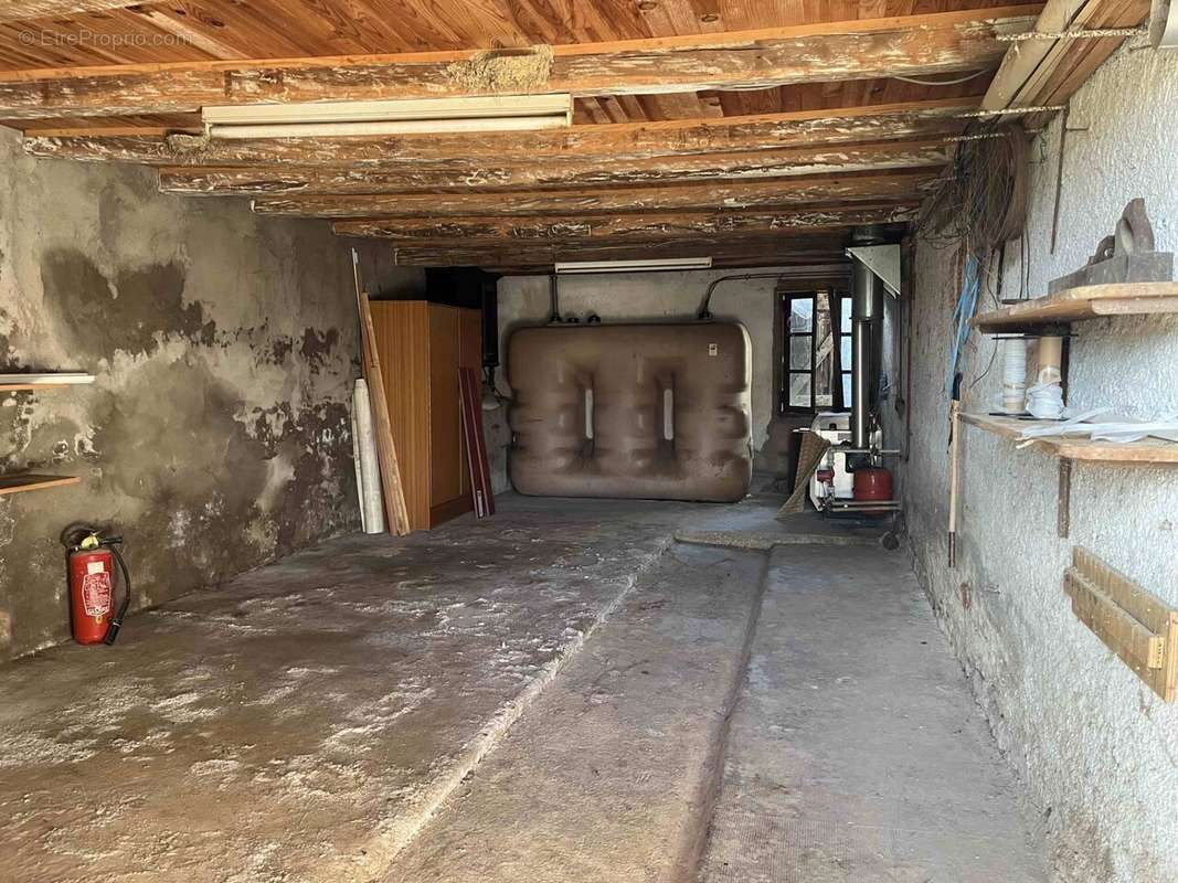 Maison à SAVIGNY-SUR-SEILLE