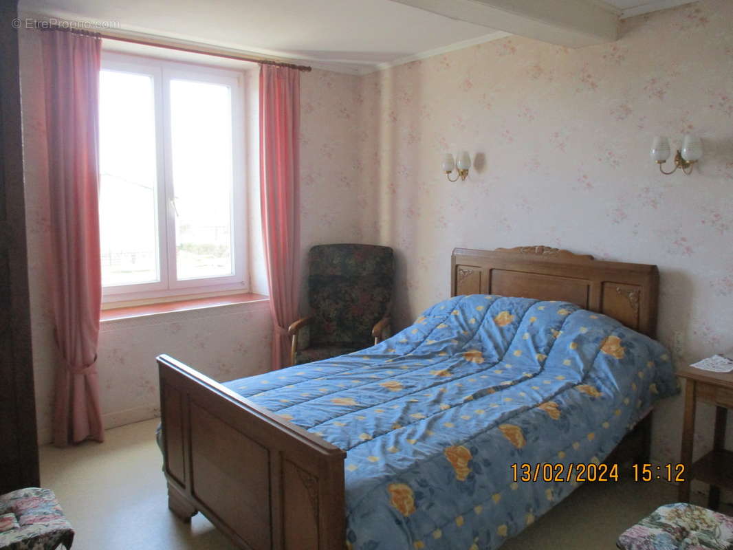 Maison à CHATEAU-CHINON(VILLE)