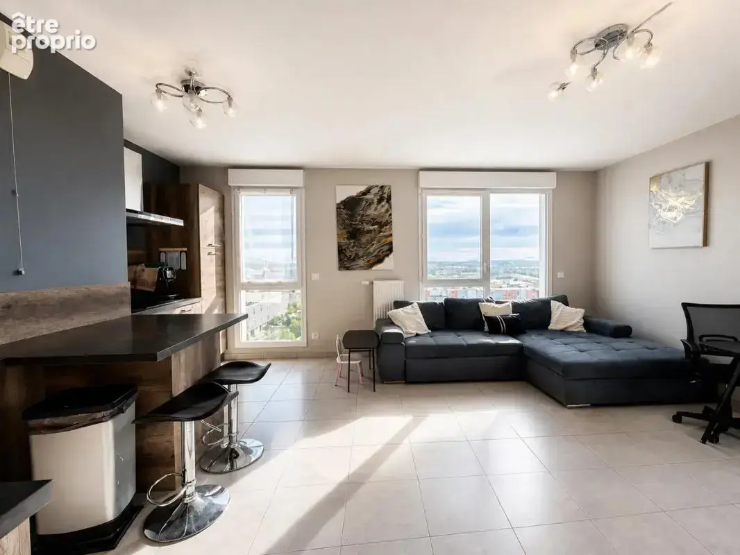INVESTISSEMENT LOCATIF 3 pièces de 67 m² à Villeurbanne Carré de Soie - photo 4