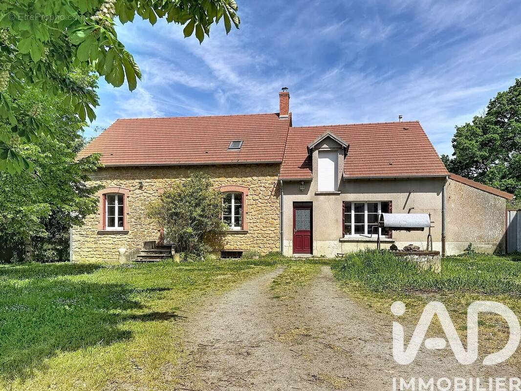 Photo 1 - Maison à CHAVIN