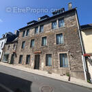 Appartement à CHATEAUNEUF-DU-FAOU