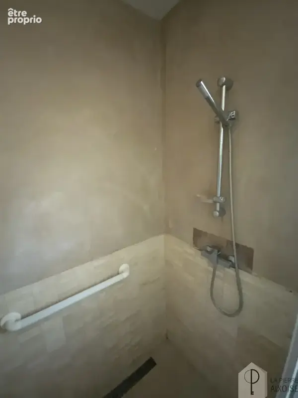 VILLA T4 PERTUIS Est - avec garage et terrain de 1000m2 - photo 17