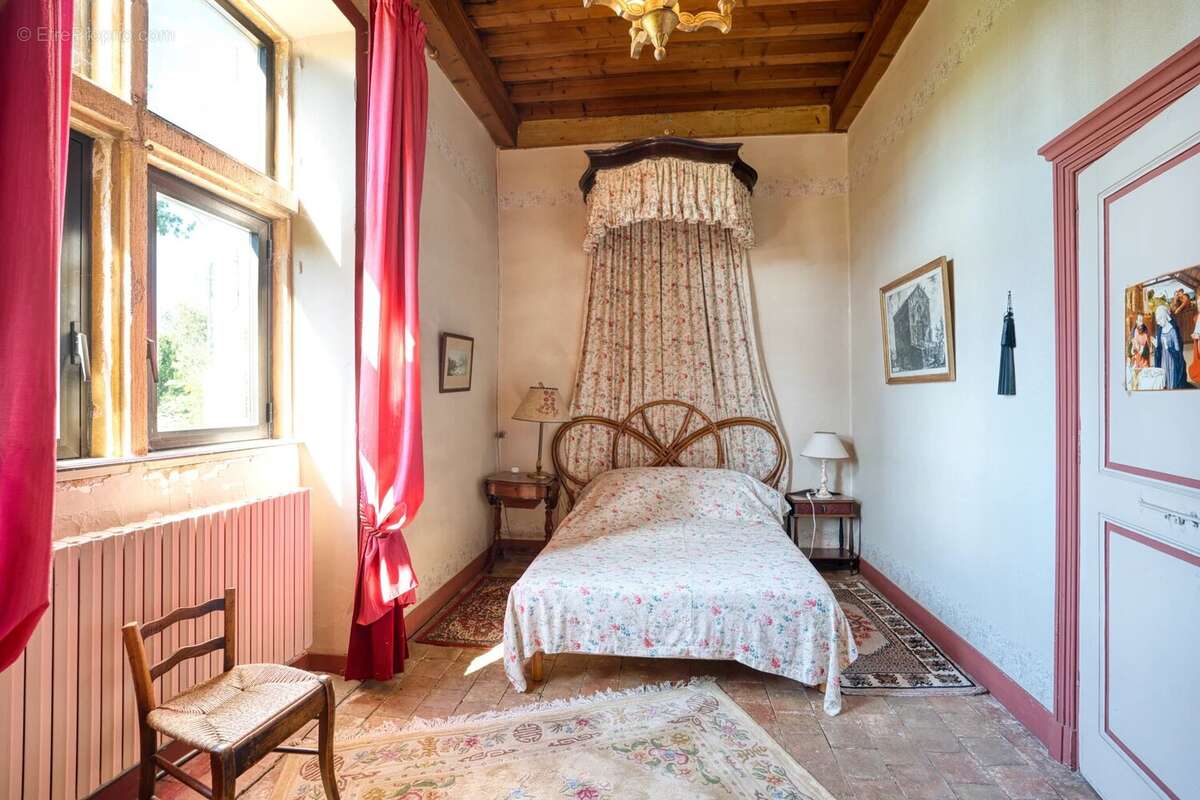 Maison à CHAZAY-D&#039;AZERGUES