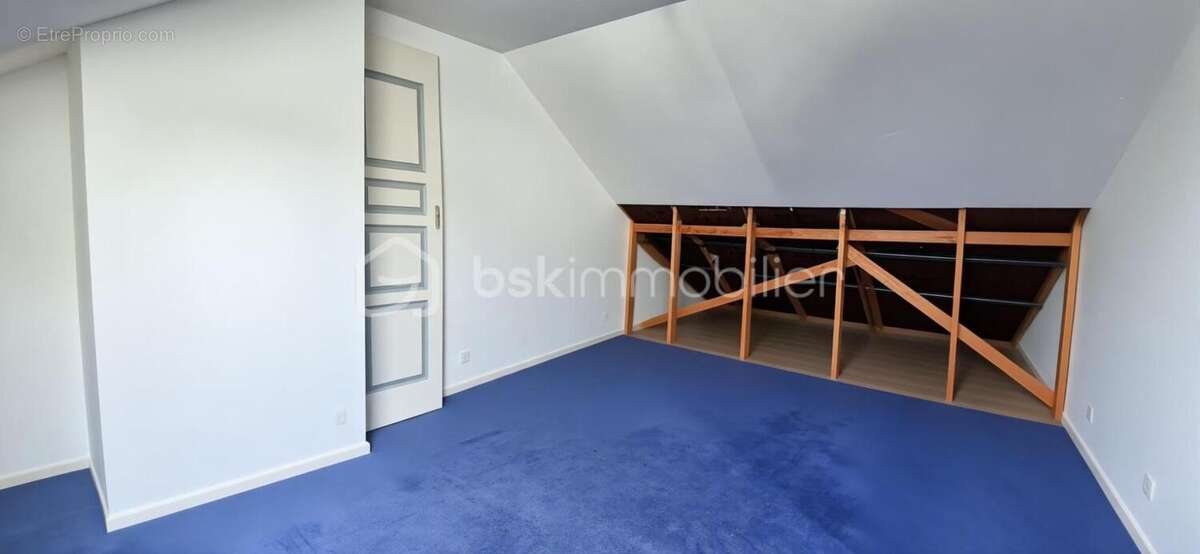 Maison à BALLAINVILLIERS