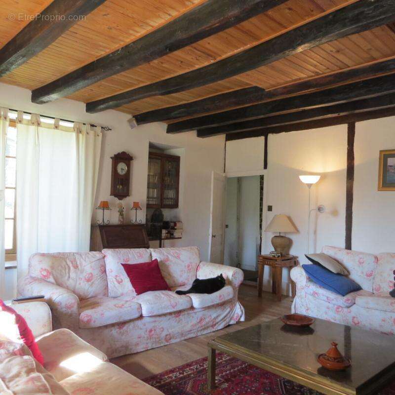 Maison à SAINT-PAUL-EN-GATINE