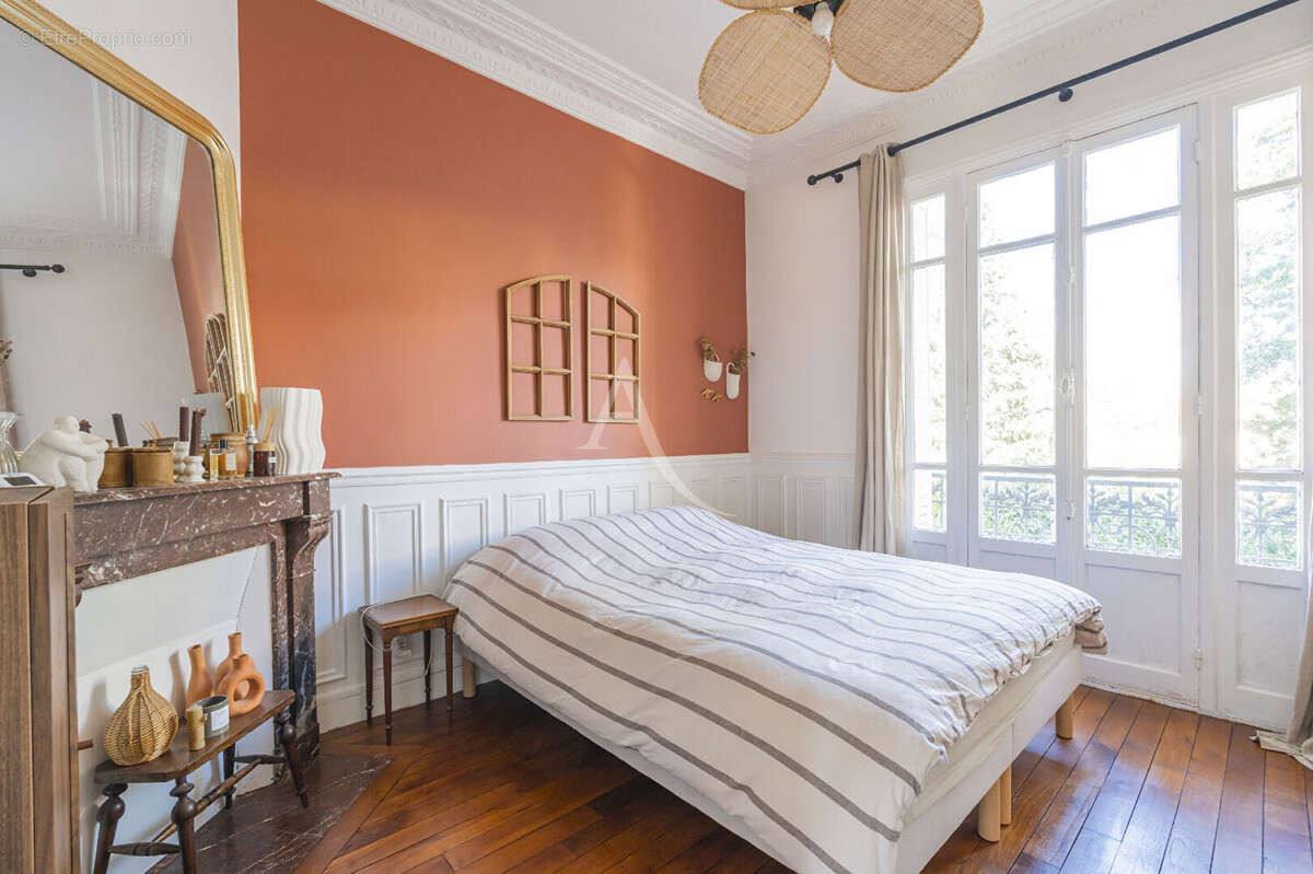Appartement à GARCHES