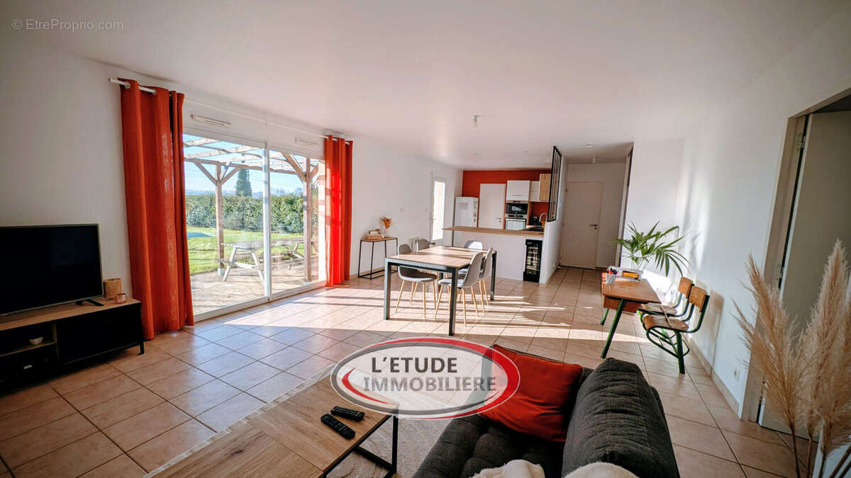 Photo 3 - Maison à LE LOROUX-BOTTEREAU