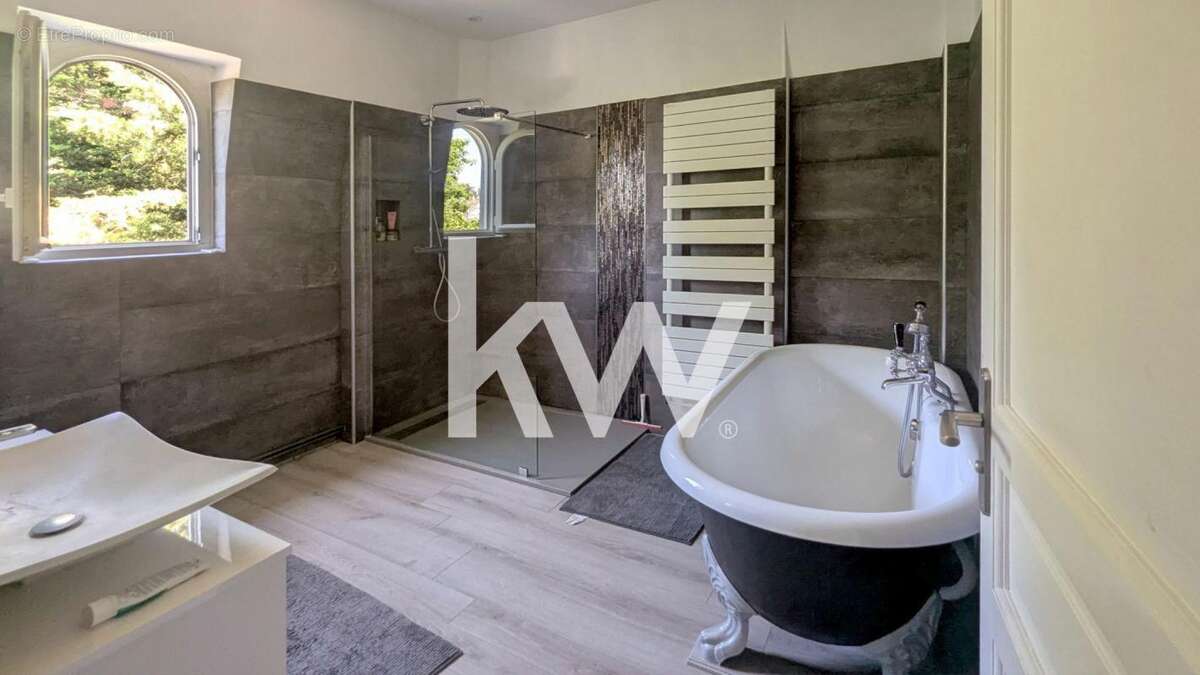 Maison à DEUIL-LA-BARRE