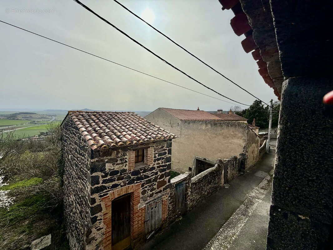 Parking à LE BROC