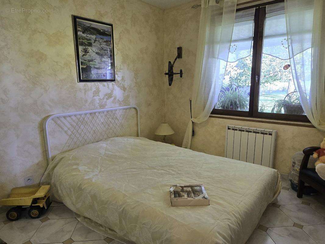 Maison à FONTAINE-CHALENDRAY