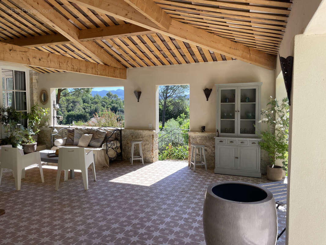 Vaison / maison de caractere / terrain 3000m2 / piscine / vue ventoux - photo 6