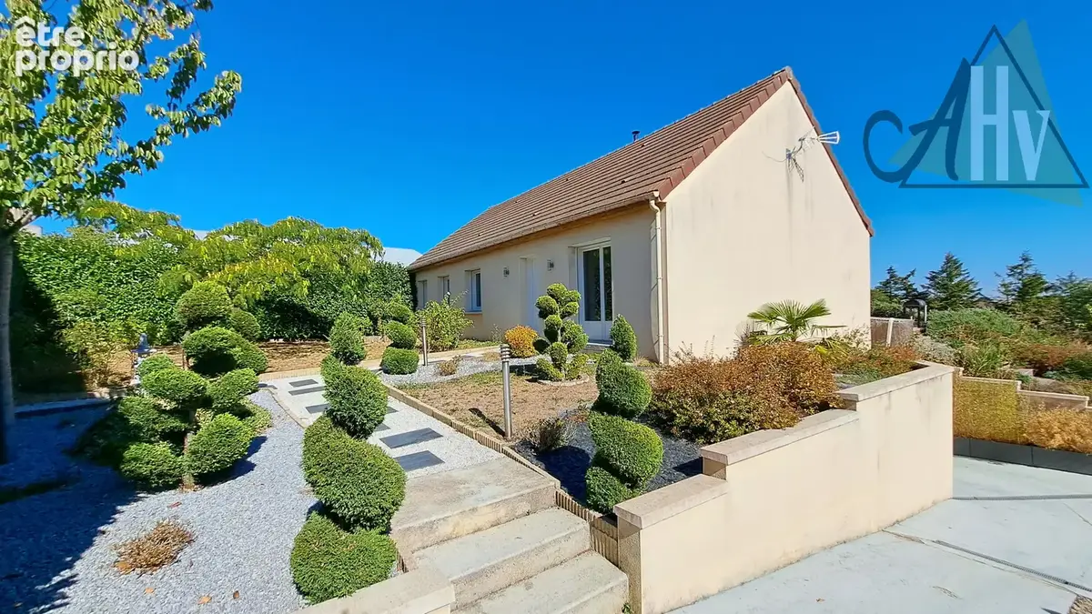 SERGINES (89) - Pavillon récent de 98 m2 avec 3 chambres + bureau, sur sous-sol total avec beau jardin. - photo 2
